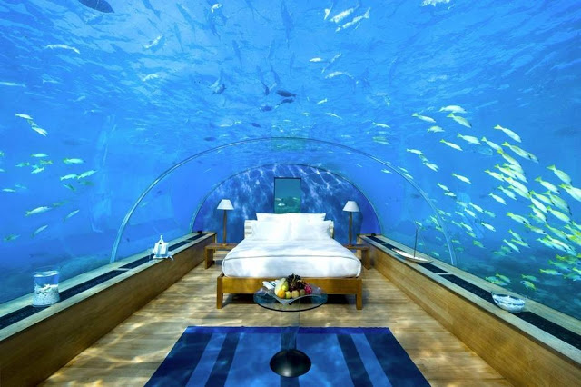 Aquarium bedroom interior design